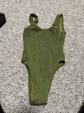 Honey swim co one piece bathing suit. NWOT
